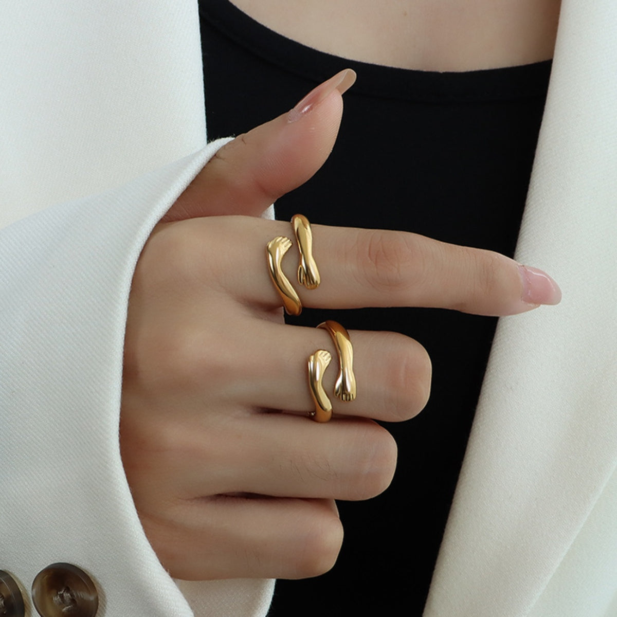 Hug Ring