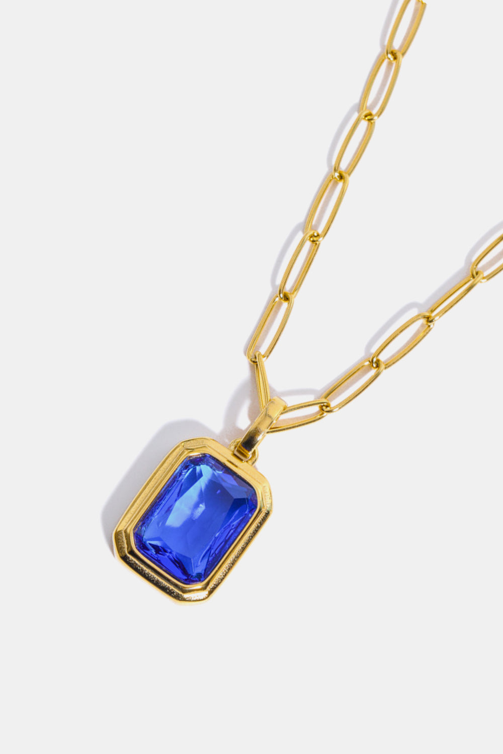 Geometrical Shape Pendant Necklace