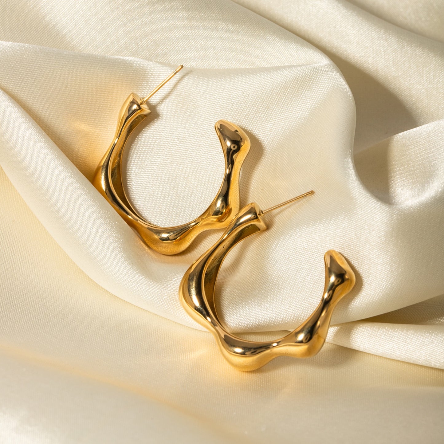 Wavy Hoop Earrings